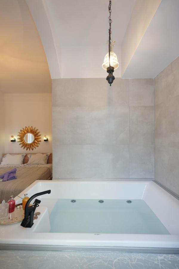 "Del Sole" Spa Apartment Серес Екстериор снимка