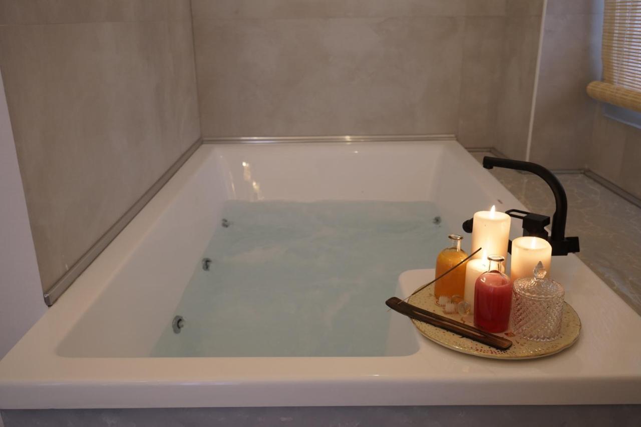 "Del Sole" Spa Apartment Серес Екстериор снимка